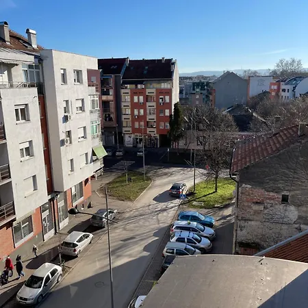 Family&business 100m2 Apt-citycenter, Fair & Park Apartment Novi Sad